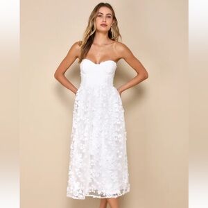 NWT Lulus Quite Perfect White Floral Embroidered Strapless Midi Dress